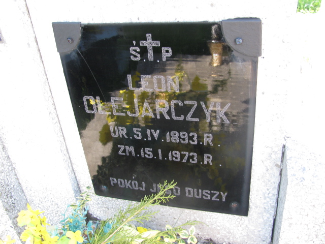 Leon Olejarczyk 1893 Janowiec - Grobonet - Wyszukiwarka osób pochowanych