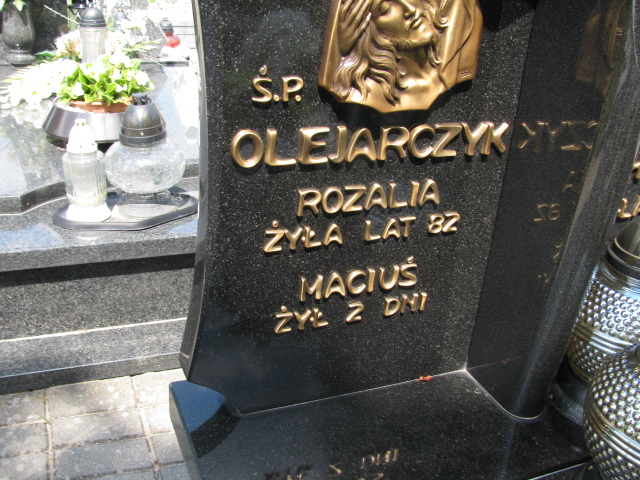 Tomasz Olejarczyk Janowiec - Grobonet - Wyszukiwarka osób pochowanych